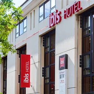 Hotel Ibis Centre Pont De L'europe
